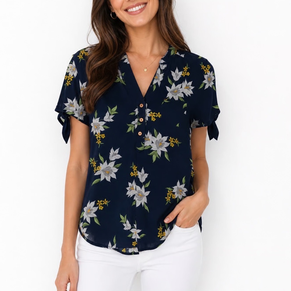 d.n.a couture Navy Blue Floral Lily Split V-Neck Button Blouse Size L